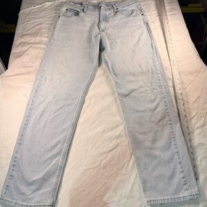 Wrangler Men's Light Blue Straight Jeans